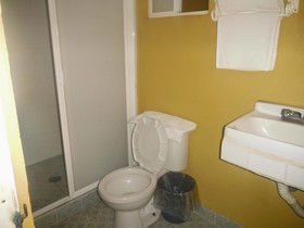 Ayenda Mesón Del Río