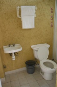 Ayenda Mesón Del Río