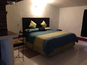 Ayenda Mesón Del Río