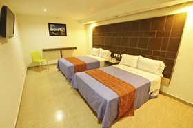 First Inn Hotel & Business