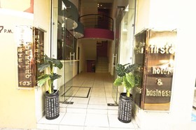 First Inn Hotel & Business