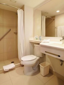 City Express Suites by Marriott Toluca