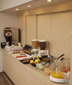 City Express Suites by Marriott Toluca