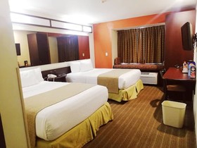 Microtel Inn & Suites by Wyndham Toluca