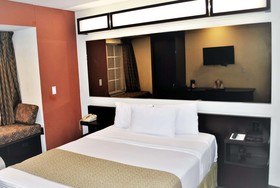 Microtel Inn & Suites by Wyndham Toluca