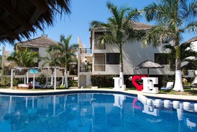 Villas Paraiso Resort