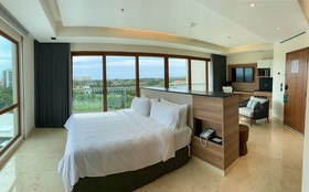 Holiday Inn & Suites Puerto Vallarta Marina & Golf