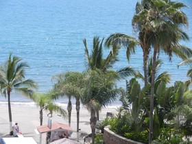Vallarta Jr Suites