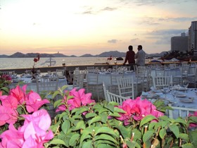 Acapulco Malibu