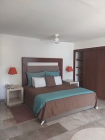 Camino Real Acapulco Diamante