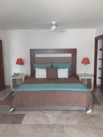 Camino Real Acapulco Diamante