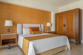 Dreams Acapulco Resort & Spa