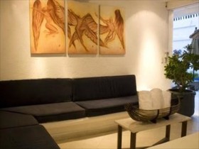 El Hotelito
