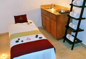 Emporio Acapulco