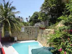 Hotel La Jungla
