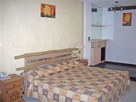 Hotel Punta Coral