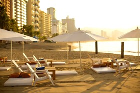 Krystal Beach Acapulco