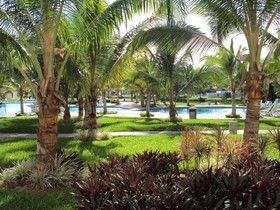 Mayan Lakes
