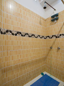 Nuestra Casa-Sai (Pet Friendly Hotel & Beach Club)