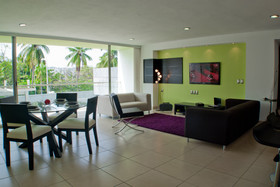 Ramada by Wyndham Acapulco Hotel & Suites