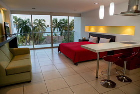 Ramada by Wyndham Acapulco Hotel & Suites