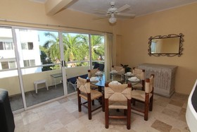 Villamar Princesa Suites
