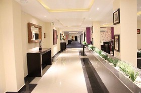 Hotel Two Select