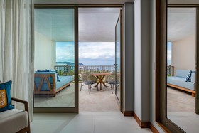 Conrad Punta de Mita