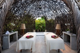 Conrad Punta de Mita