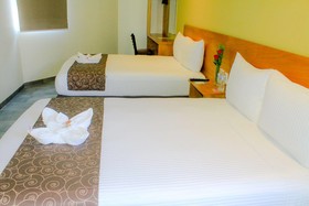 AM Hotel & Plaza