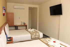 AM Hotel & Plaza