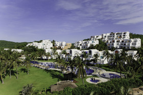 Camino Real Zaashila Huatulco