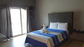 Casa Blanca Del Sol Bahía Chahue B&B