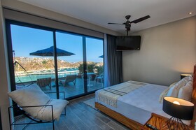 Niru Ocean Suites By Binniguenda