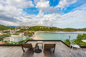 Niru Ocean Suites By Binniguenda