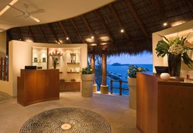 Cala de Mar Resort & Spa