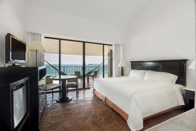 Holiday Inn Resort Ixtapa All-Inclusive