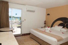 Hotel Qualton Club Ixtapa