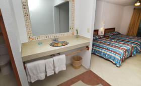 Hotel Suites Ixtapa Plaza Centro Comercial