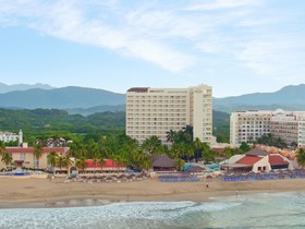 Park Royal Beach Ixtapa