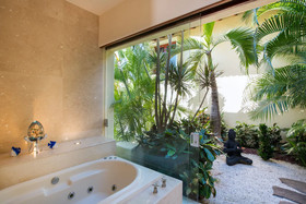 Casa Larimar