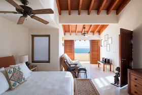 Casa Larimar