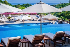 Club Mountain Bay at Matlali