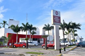 Best Western Plus Luna Del Mar