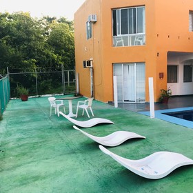 Casa Mexicana La Reyna
