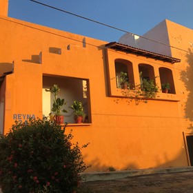 Casa Mexicana La Reyna