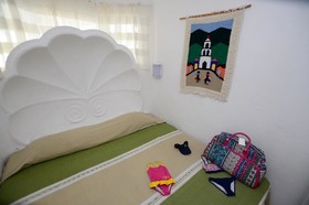 Dolphin Cove Inn