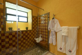 El Corazón Resort