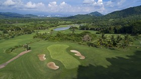 El Corazón Resort
