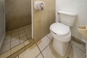 Hotel Parotas by OYO Rooms